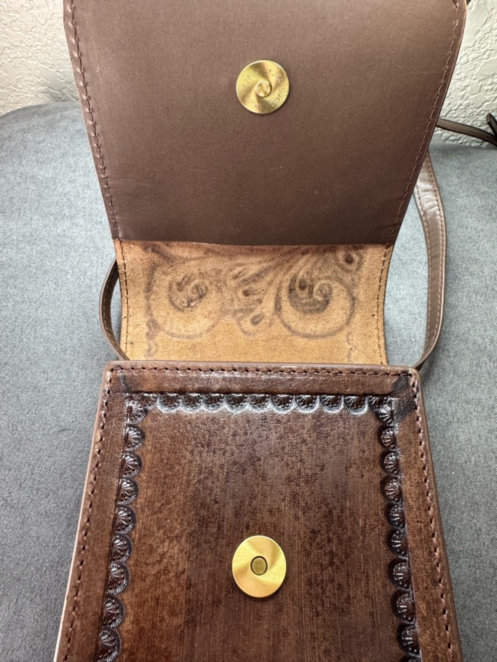 Tooled Western Style Crossbody Bag Brown Faux Leather Small Festival Purse Boho - Picture 7 of 11
